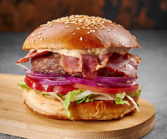 Биф Чипотле с беконом